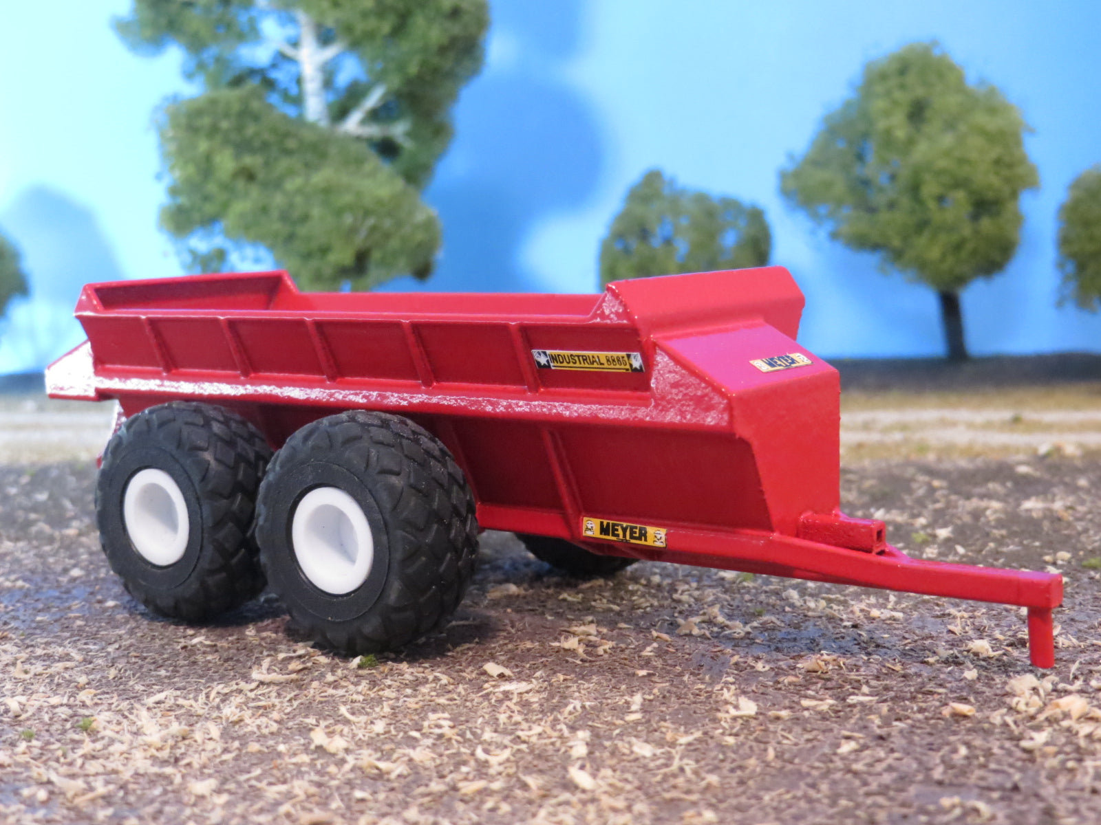 1/64 Meyer 8865 Manure Spreader 2 Scale Fabrications